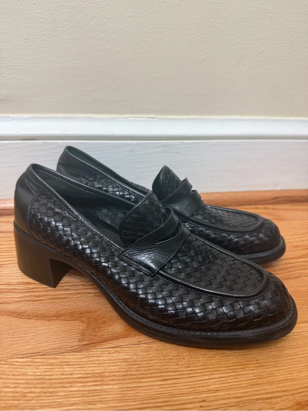 Bass 9.5 Black Woven Leather Block Heel Loafer Dark Academia Preppy Retro Indie